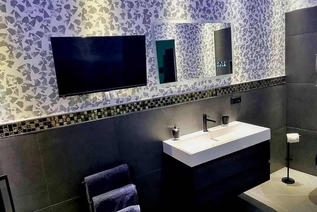 Апартаменты Luxus Loft Whirlpool Designer Kueche Bad Хердеке Экстерьер фото