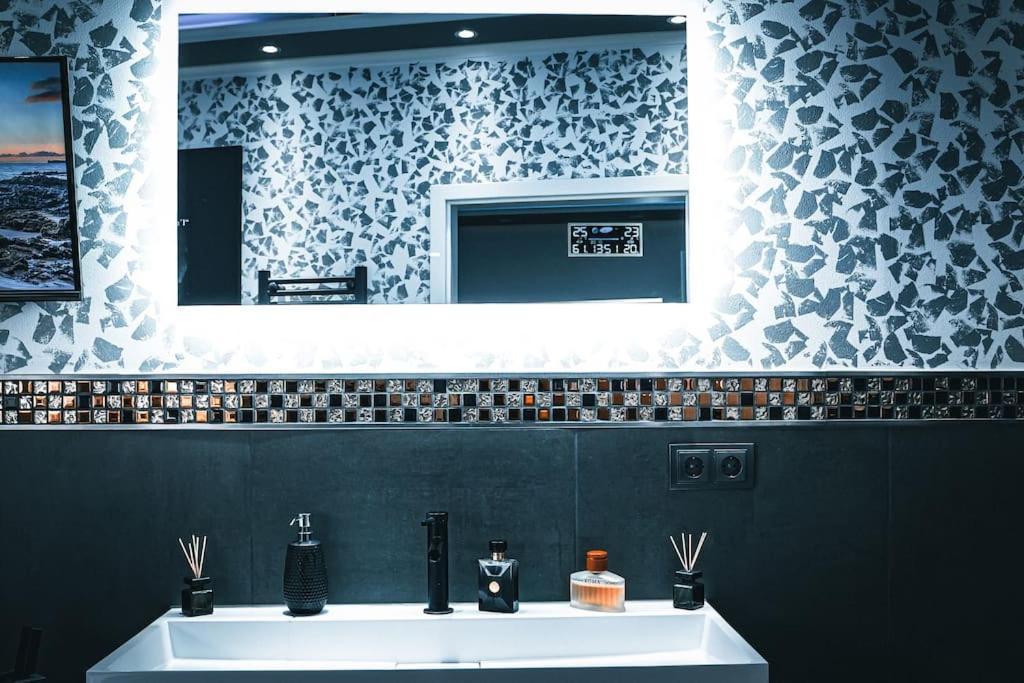 Апартаменты Luxus Loft Whirlpool Designer Kueche Bad Хердеке Экстерьер фото